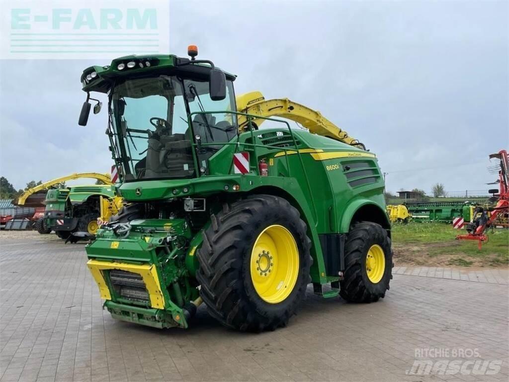 John Deere 8600 自走式飼料採集機