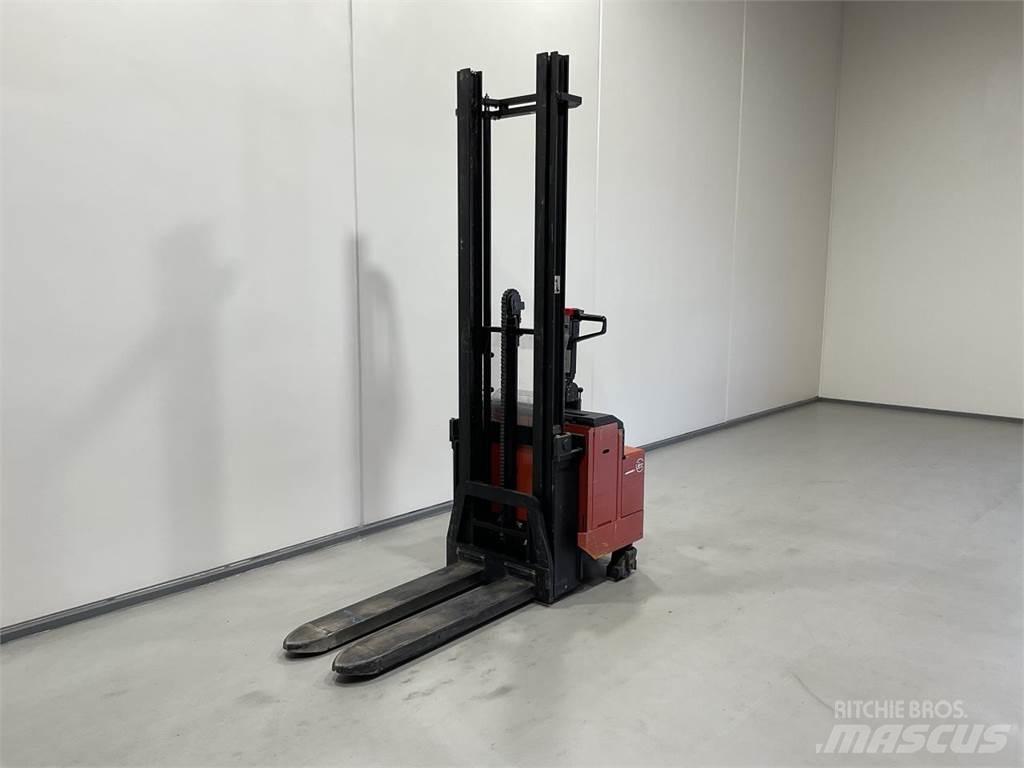 BT LSV 1250/11 自走式堆積機