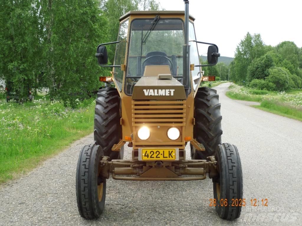 Valmet 502 曳引機