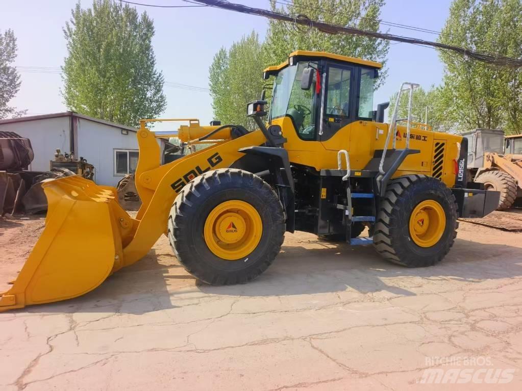 SDLG LG956L 輪胎式裝載機