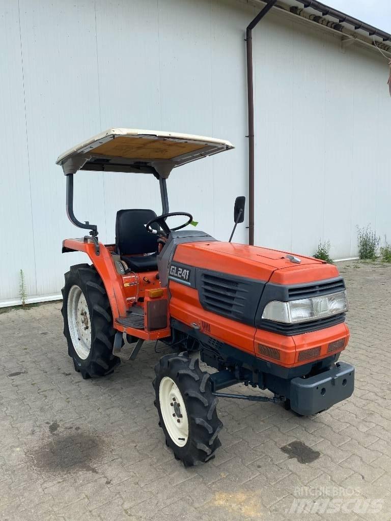 Kubota GL241 小型曳引機
