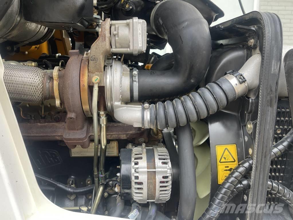 JCB 3 CX    2019 反鏟裝載機