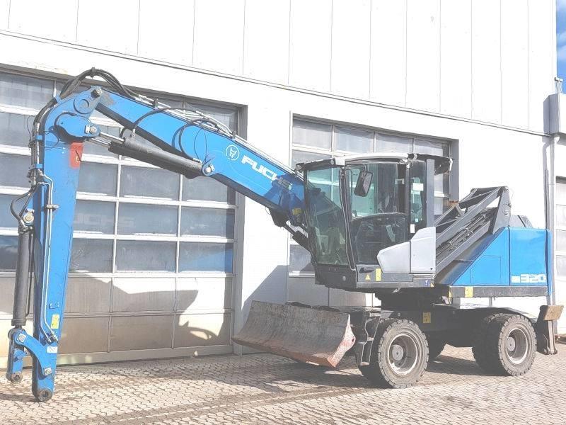 Fuchs MHL 320 F 廢棄物/工業用操作車