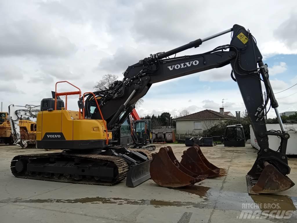 Volvo ECR235EL 履帶式 挖土機/掘鑿機/挖掘機