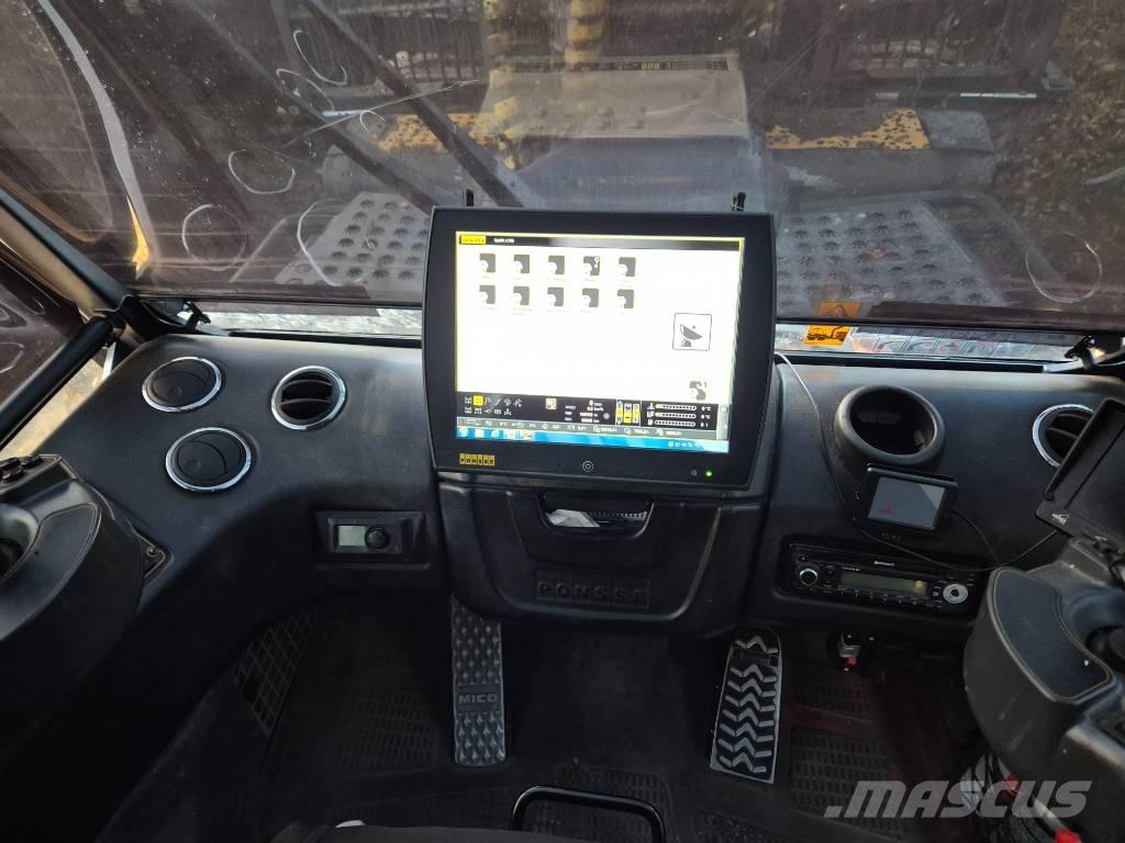 Ponsse Elephant 集運機