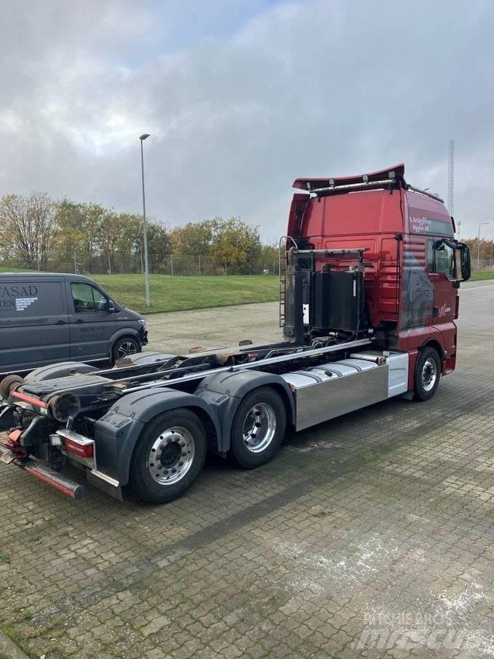 MAN TGX 26.510 吊鉤式起重車