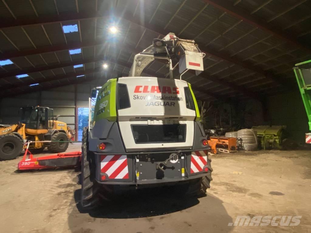 CLAAS Jaguar 960 自走式飼料採集機