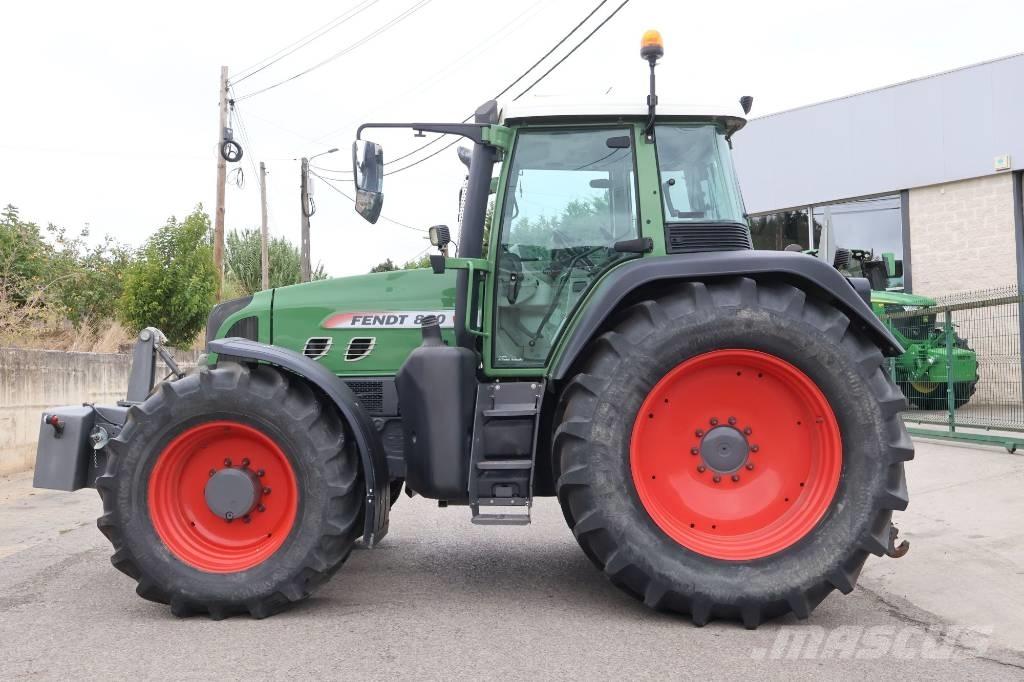 Fendt 820 Vario TMS 曳引機
