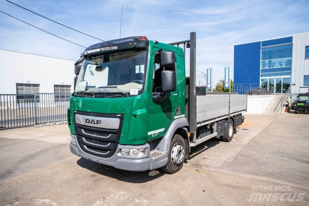 DAF LF 180 (10T.) 平板式/側卸式卡車