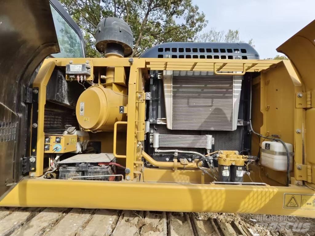 CAT 320 D2 履帶式 挖土機/掘鑿機/挖掘機