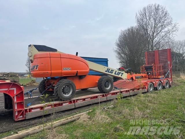JLG 660 SJ 伸縮臂高空作業車
