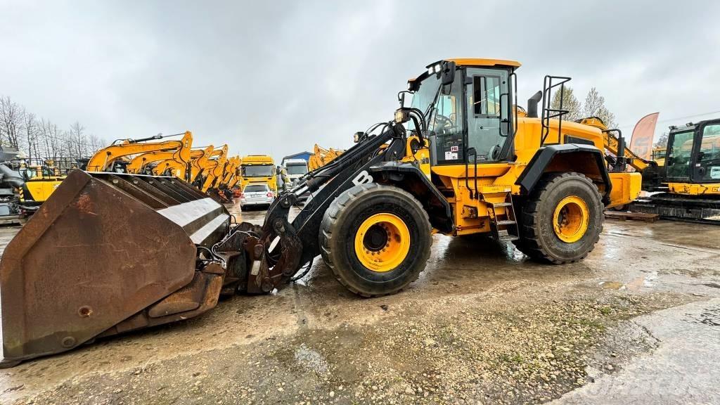 JCB 457 HT 輪胎式裝載機