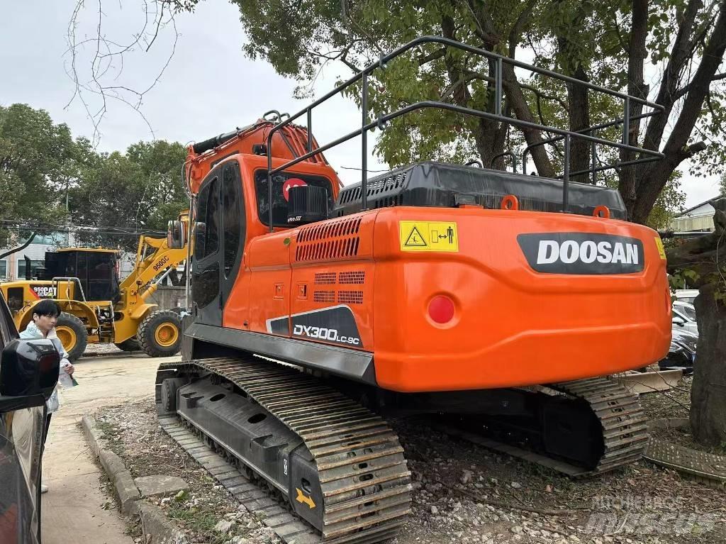 Doosan DX300LC-9c 履帶式 挖土機/掘鑿機/挖掘機