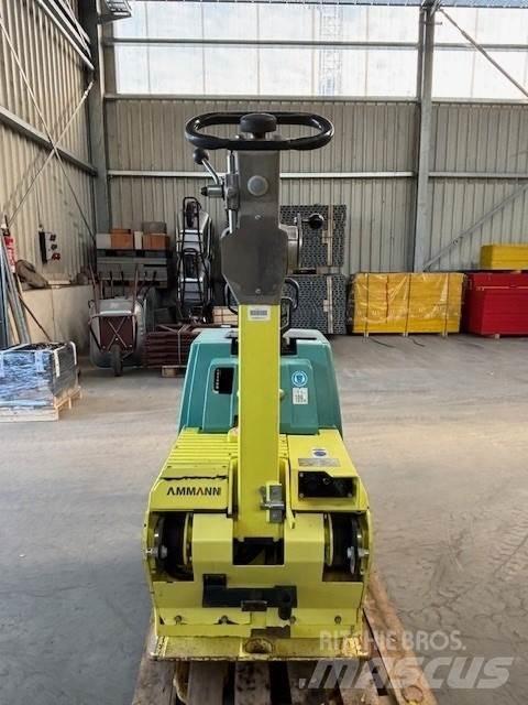 Ammann APH6530 夯實機(夯土機)