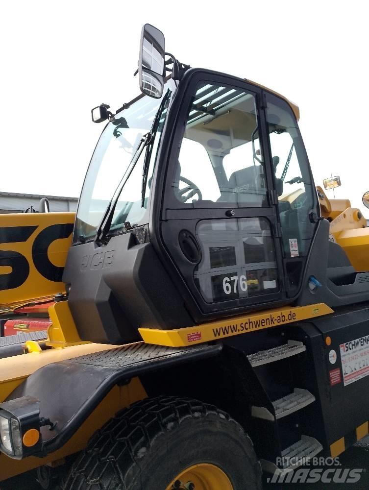 JCB Roto 5.55-210 R 伸縮臂操作車