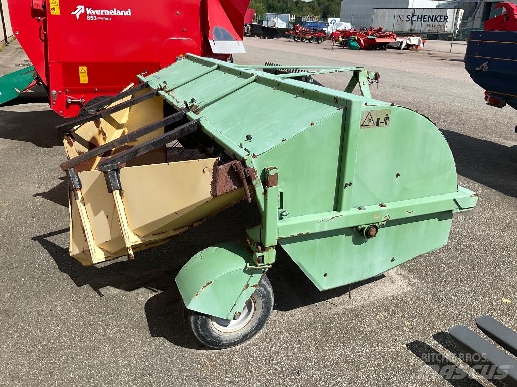 Elho TR 300 耙與翻草機