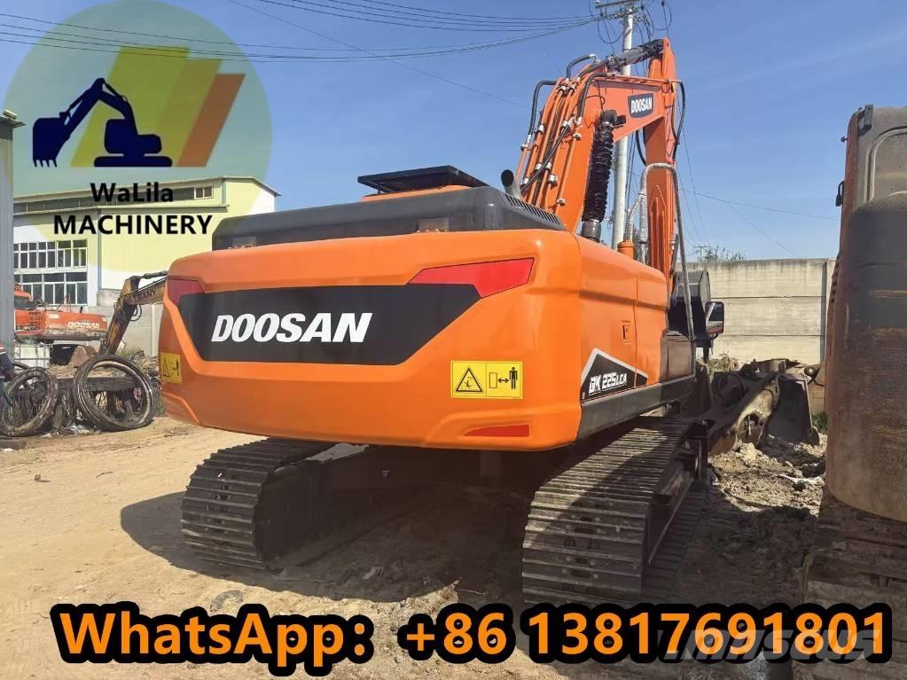 Doosan DX 225 LCA 履帶式 挖土機/掘鑿機/挖掘機