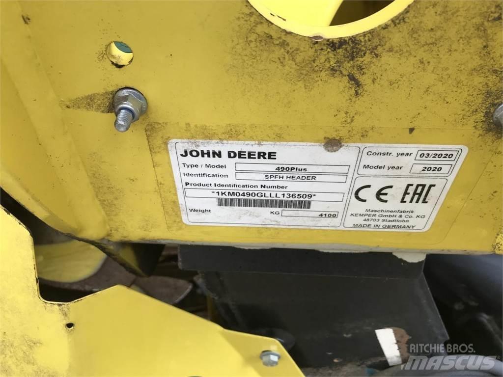 John Deere 9800i 自走式飼料採集機