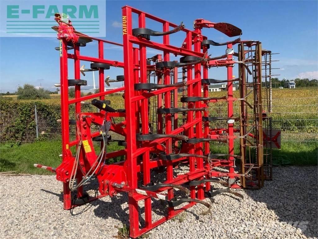 Einböck Taifun 中耕管理機