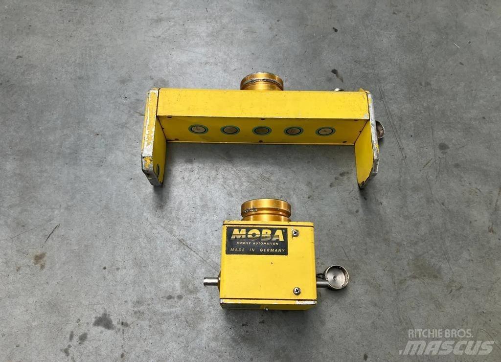 Dynapac Volvo 瀝青攤舖機/鋪路機