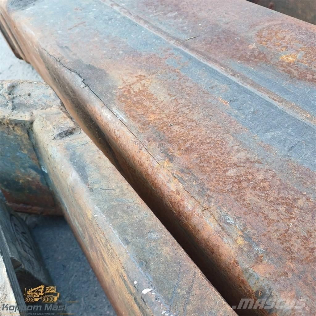 Loglift 111 運送起重機