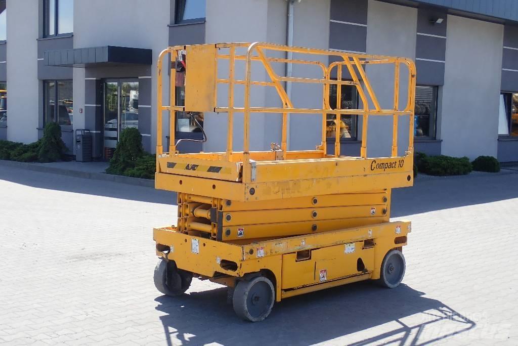 Haulotte Compact 10 剪式升降機