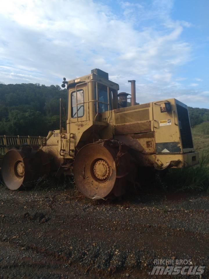 CAT 816B 廢棄物壓實機