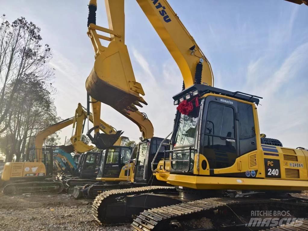 Komatsu PC240-8 中型挖土機/掘鑿機/挖掘機 7t-12t