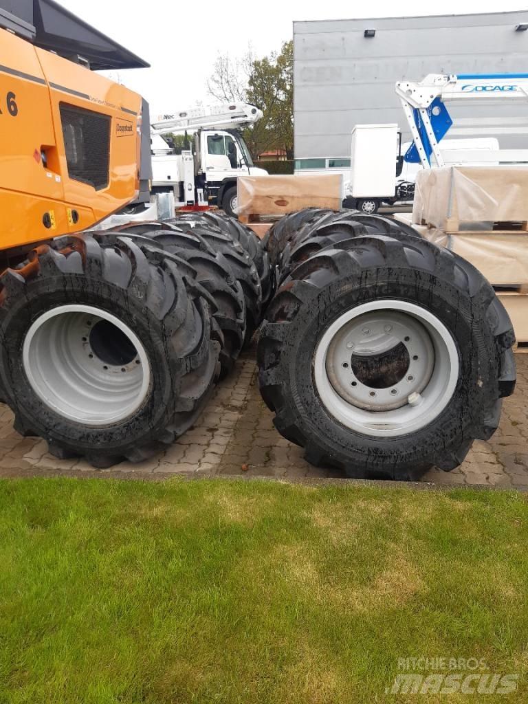 Komatsu 840 TX 集運機