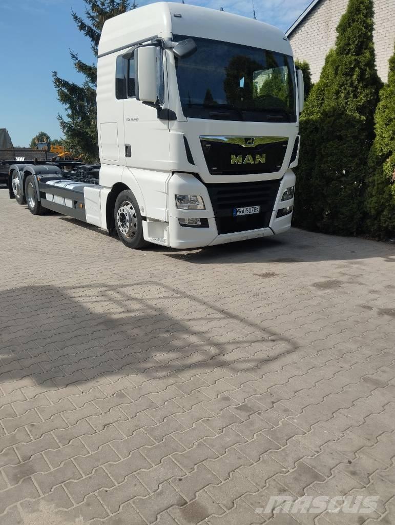 MAN TGX 26.460 貨櫃框架卡車