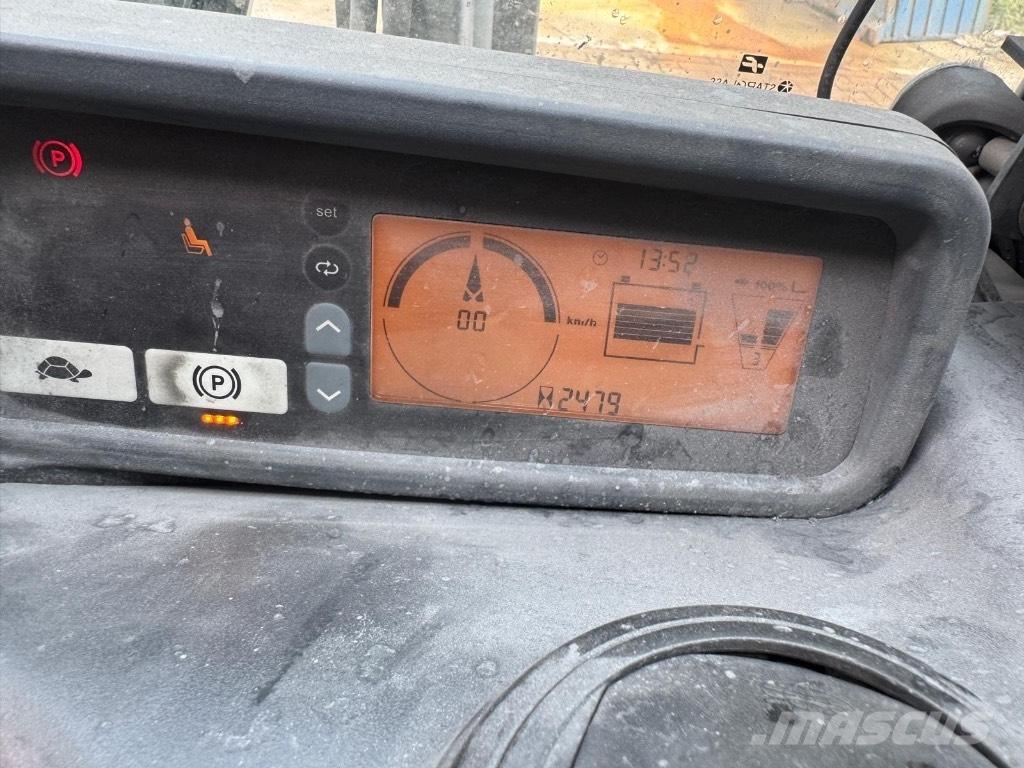 Jungheinrich EFG320 電動堆高機