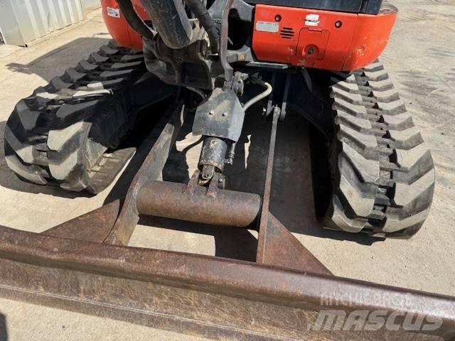 Kubota KX 057-4 小型挖土機/掘鑿機<7t(小型挖掘機)