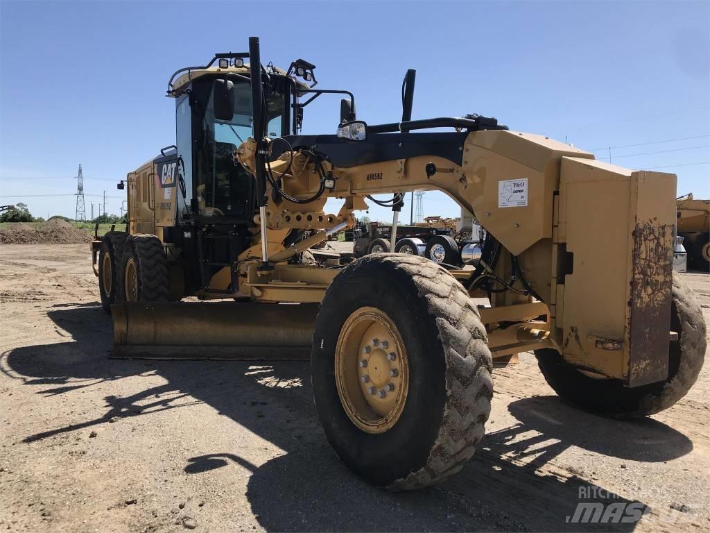 CAT 140m2 VHP Plus 平土機