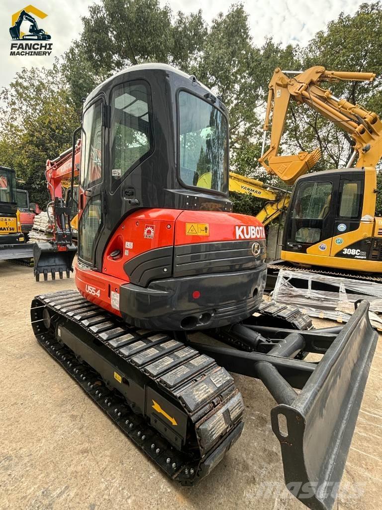 Kubota U 55 小型挖土機/掘鑿機<7t(小型挖掘機)