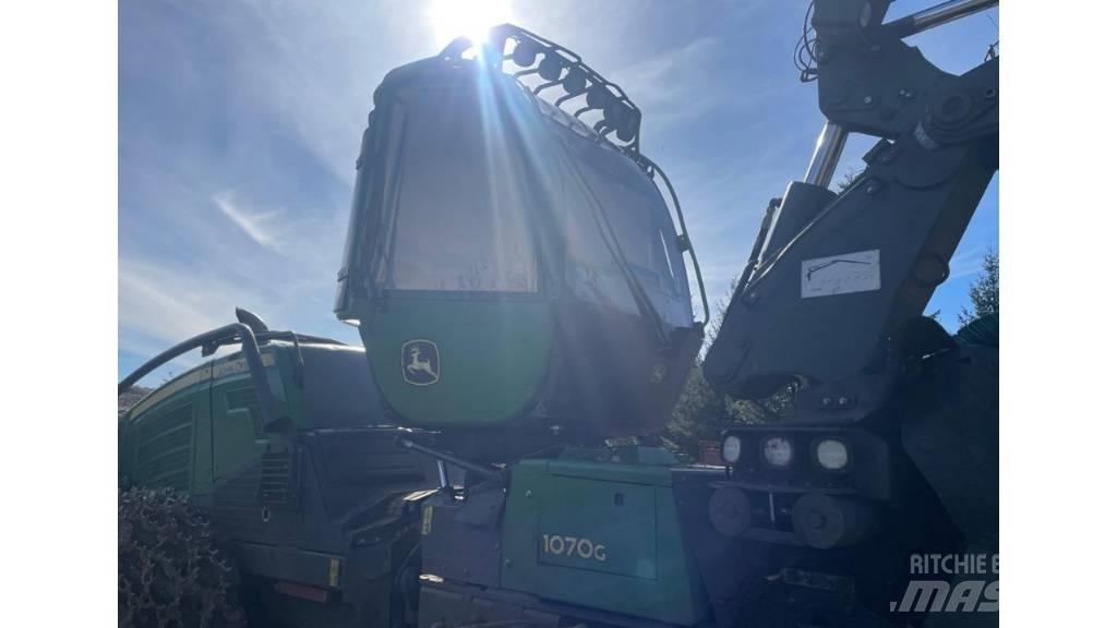 John Deere 1070 G 收穫機
