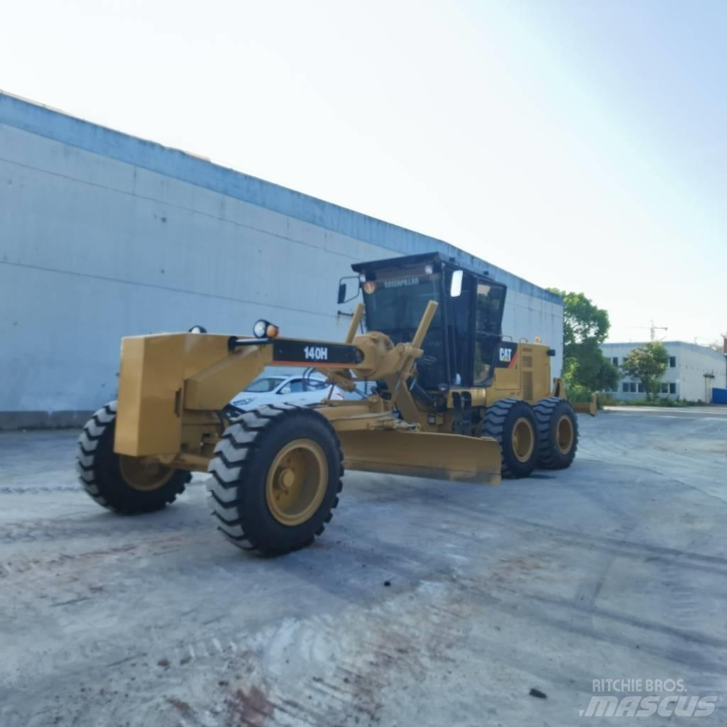 CAT 140 H 平土機