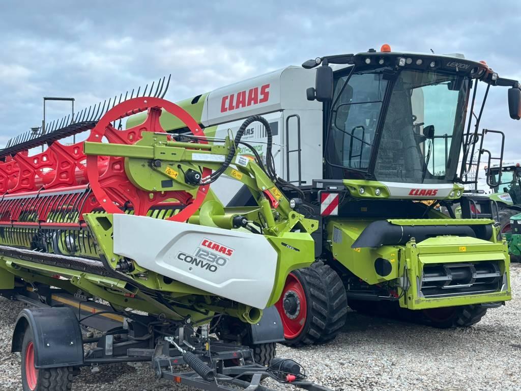 CLAAS Lexion 8900 TT 聯合收穫機