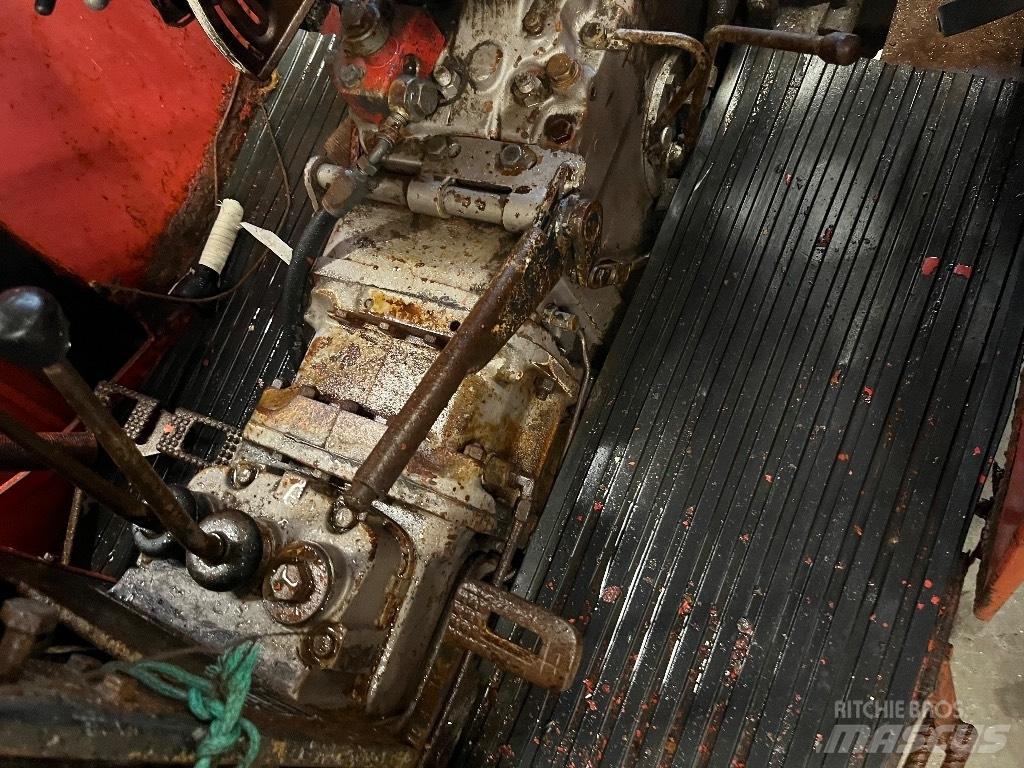 Massey Ferguson 168 曳引機