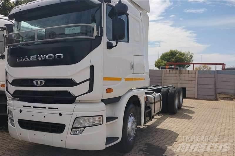 Daewoo KL3TX 其他貨車