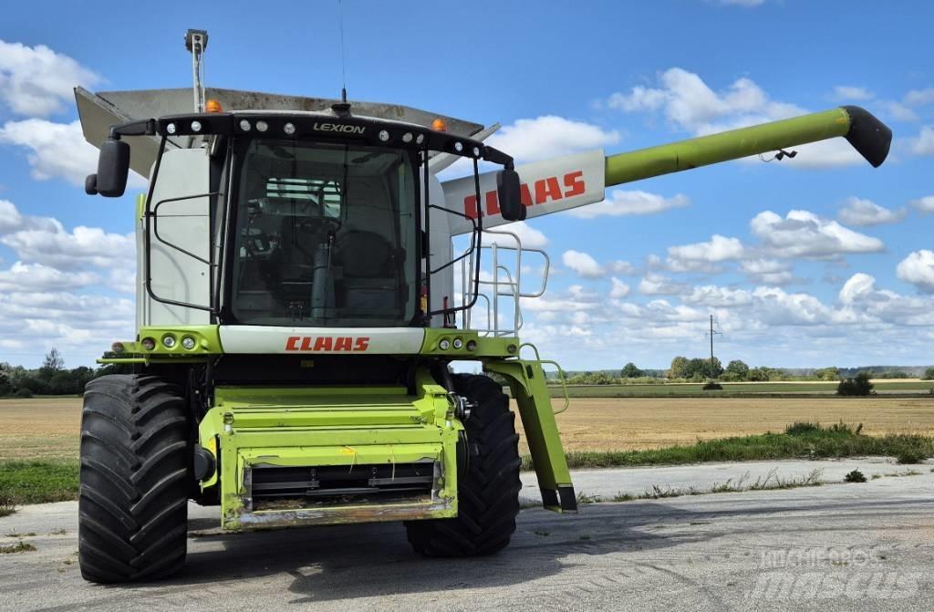 CLAAS Lexion 670 聯合收穫機