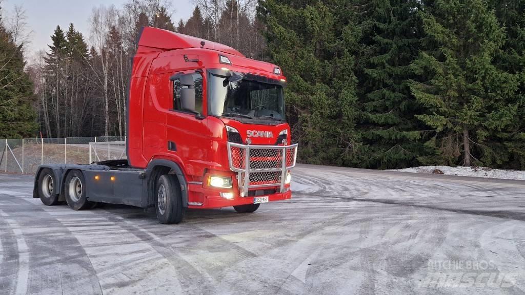 Scania HCT R560 6x4 曳引機組件