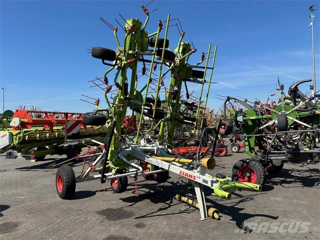 CLAAS Volto 1100 T 耙與翻草機