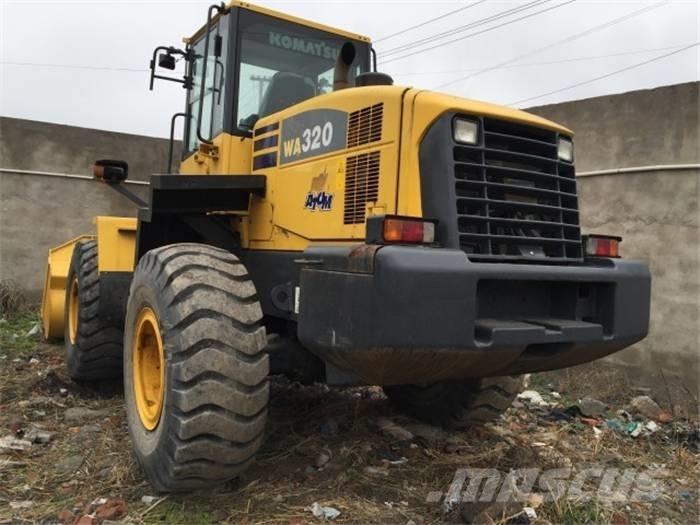 Komatsu WA 320-5 輪胎式裝載機