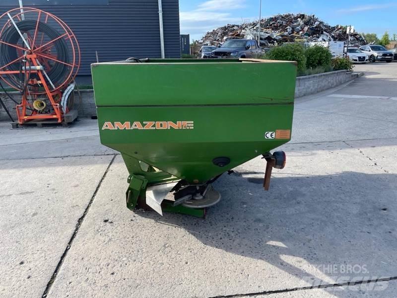 Amazone ZA-M Max 礦物撒布機
