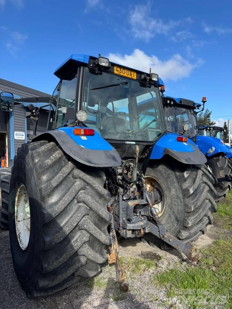 New Holland TS110 曳引機