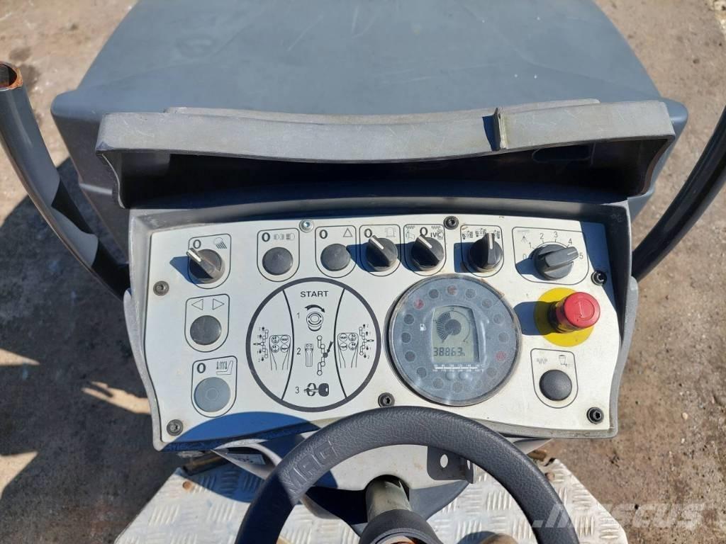 Bomag BW 120 AD-5 雙輪滾壓機