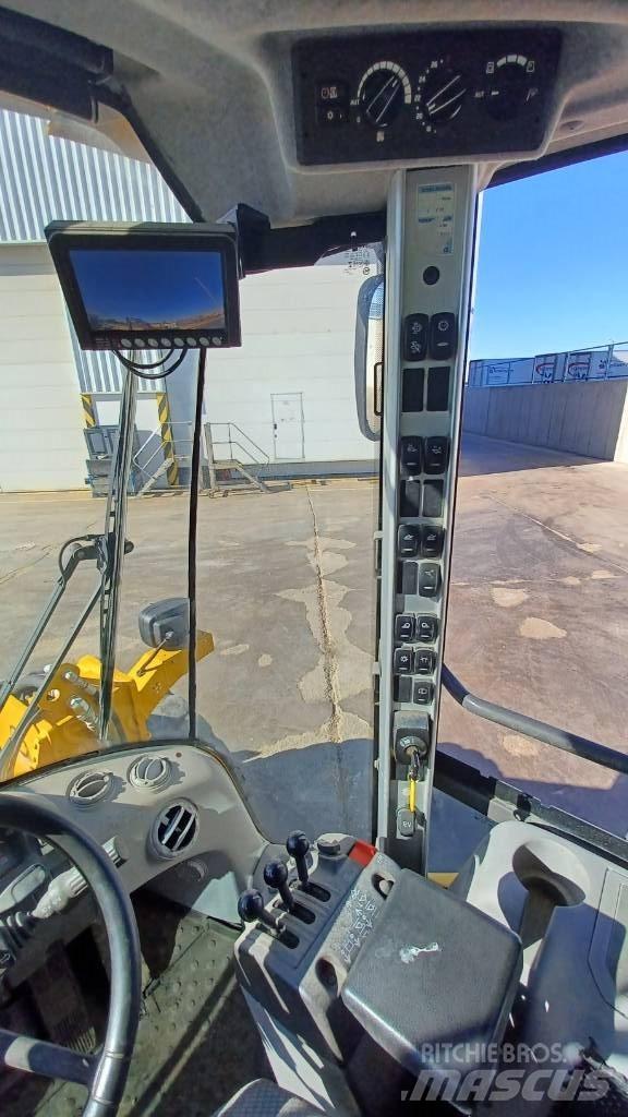 Volvo L 90 H 輪胎式裝載機