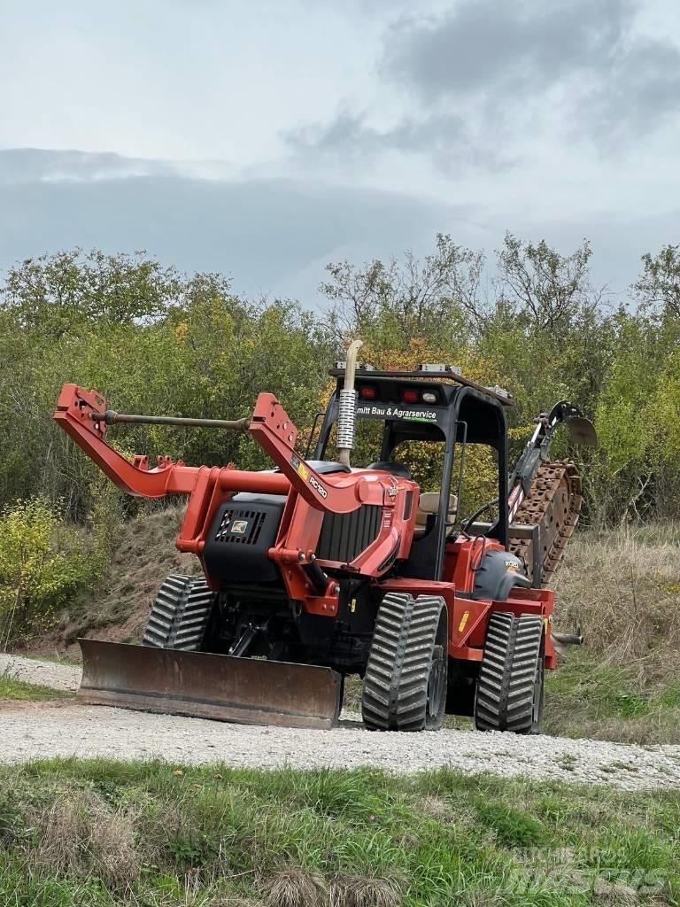 Ditch Witch RC120 掘溝機