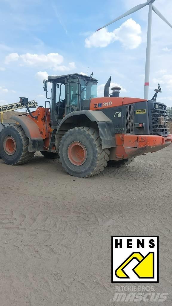 Hitachi ZW 310 鉸接式起吊車