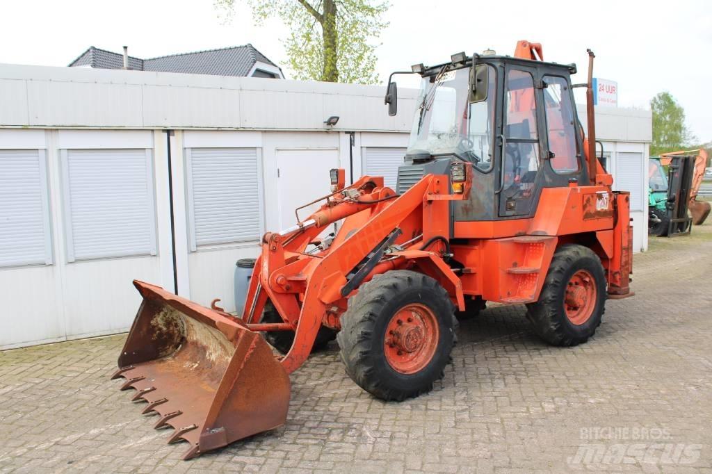 Fai 590 B 反鏟裝載機